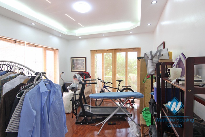 Modern house for rent with garden & swimming pool in Tay Ho, Hanoi